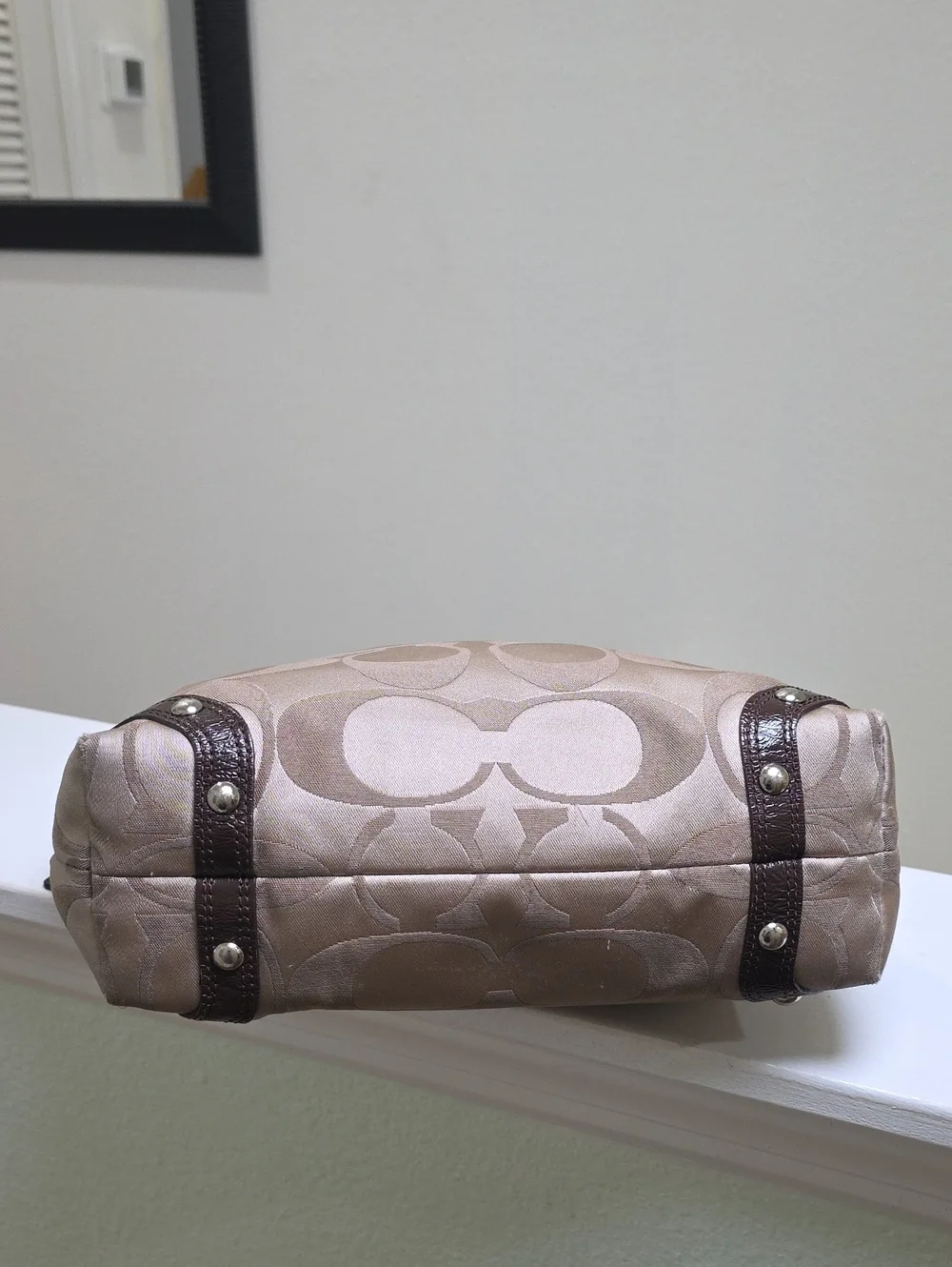 COACH F15250 Signature Khaki Fabric/Brown Leather Trim Carly Hobo GUC